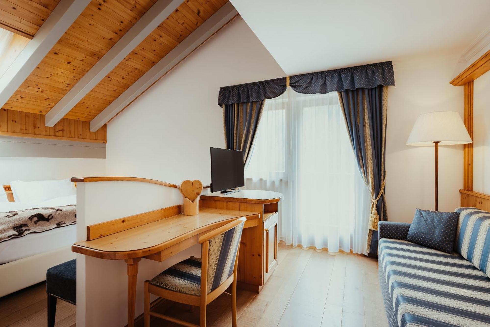 Hotel Alpenrose อารับบา ภายนอก รูปภาพ